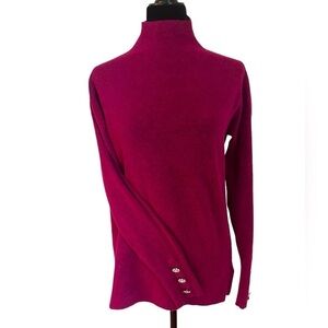 Tahari Women's Turtleneck Sweater - Size Small